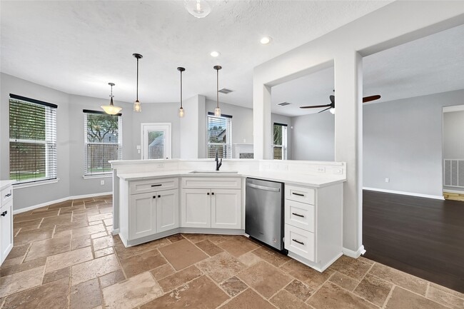 Foto del edificio - 10219 Sable Trail Ln