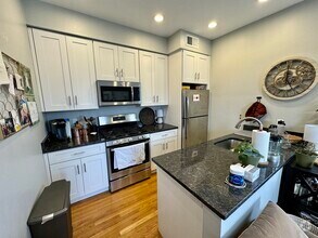Building Photo - 405 S Huntington Ave