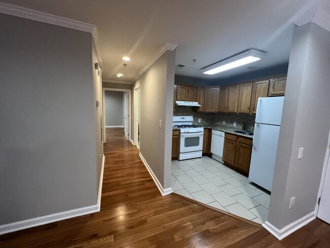Photo - 39 Union St Townhome