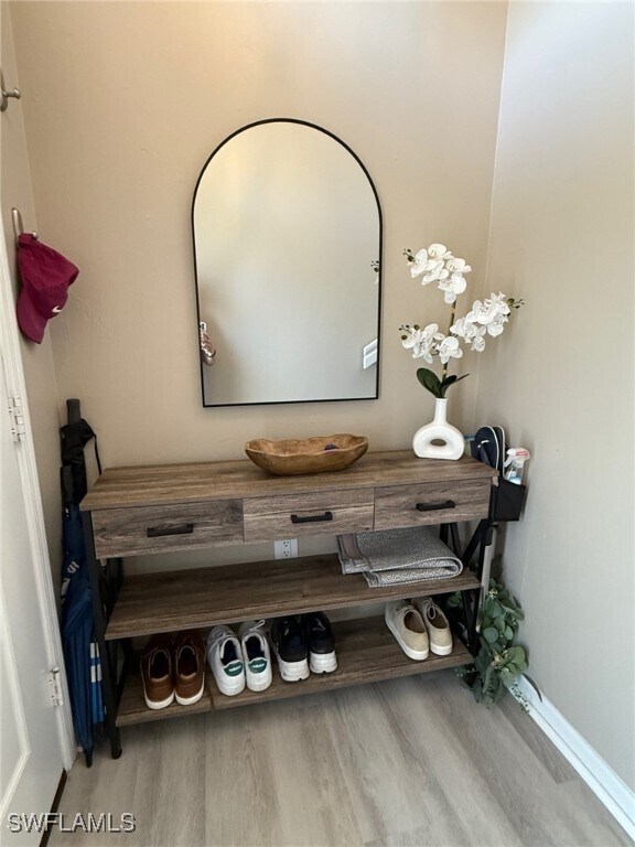 Building Photo - 10135 Colonial Country Club Blvd