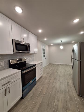 Foto del edificio - 3010 Division St