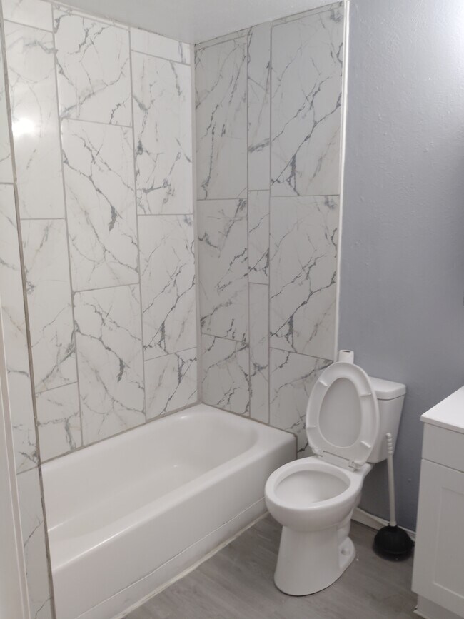 Foto del edificio - 13208 Mountain Rd NE