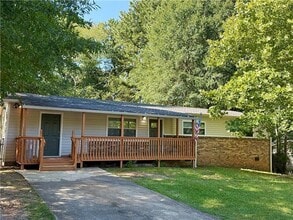 Building Photo - 1414 Sycamore Dr NW