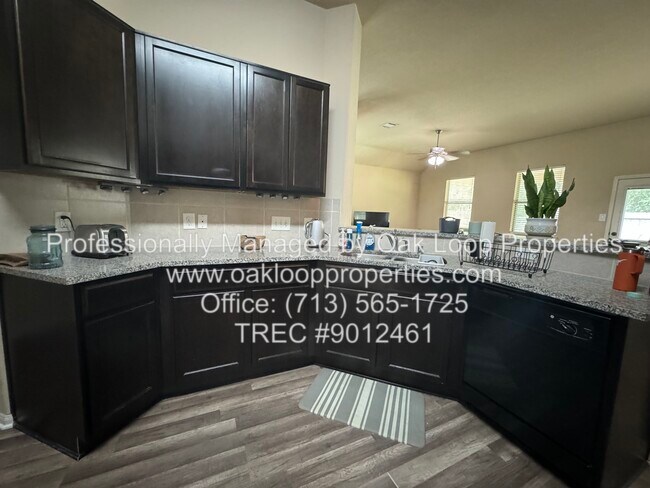Building Photo - 21614 Alexandria Forest Ct