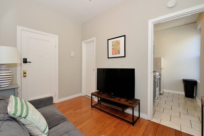 Foto del edificio - 354 E 77th St