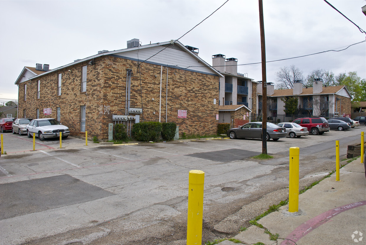 Foto del edificio - Lexington Apartments