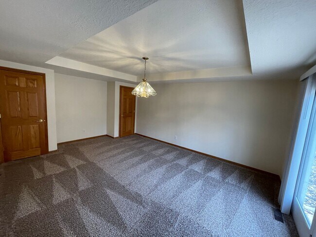 Foto del edificio - Large and Spacious Duplex
