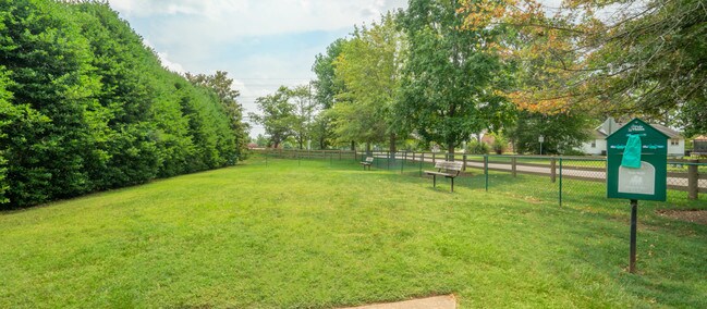 Foto del edificio - MAA Murfreesboro