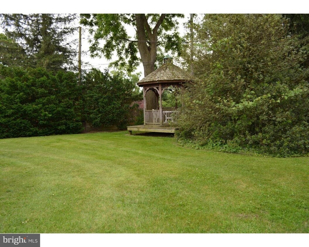 34 Byberry Rd, Hatboro, PA 19040 Room for Rent in Hatboro, PA