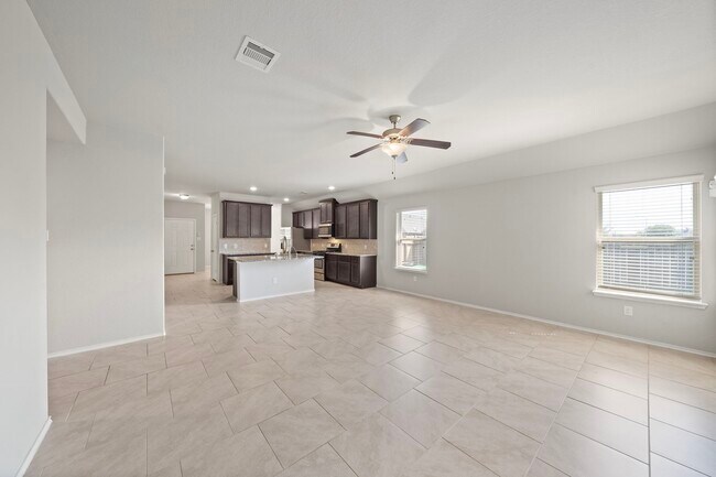 Foto del edificio - 23703 Giardini Dr