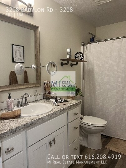 Foto del edificio - 3208 Babylon Rd