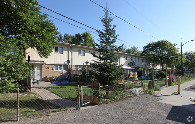 Photo - 1-85 Amaranth Ct
