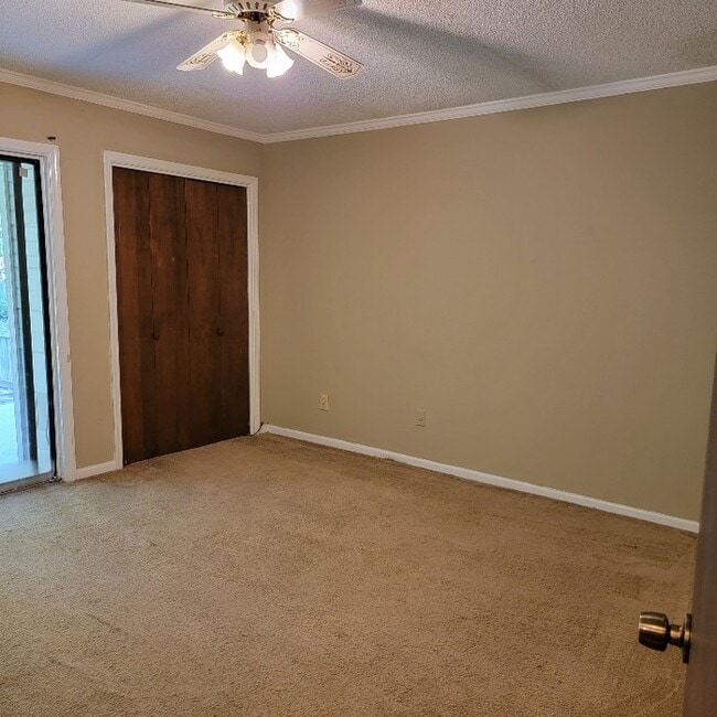 Building Photo - 1213 Magnolia Pl