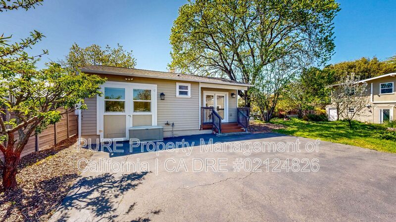 Foto principal - 6683 Sebastopol Ave