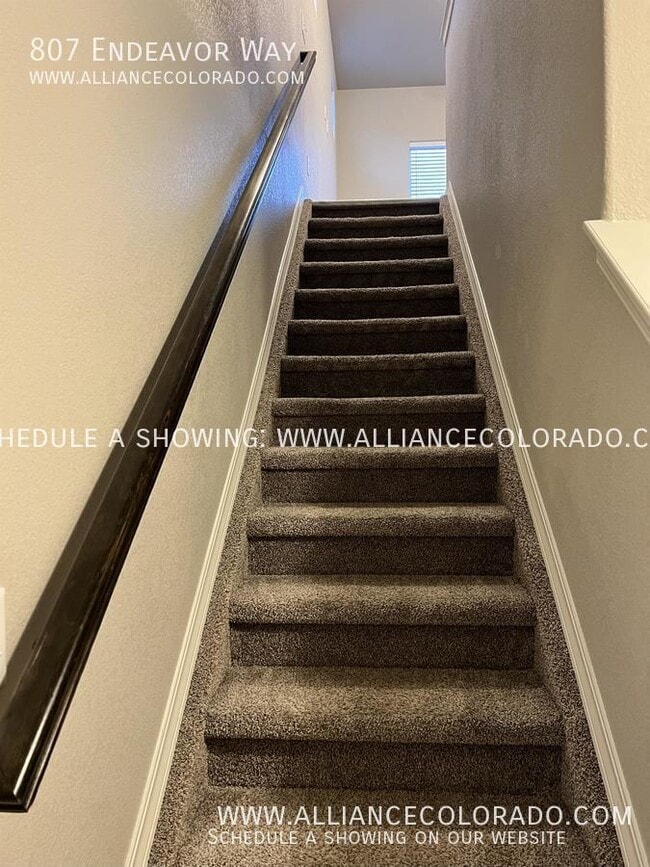 Photo - 807 Endeavor Wy House