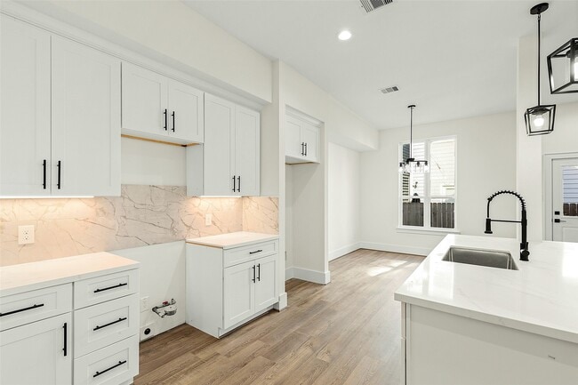 Building Photo - 1807 Palmetto Landing Dr