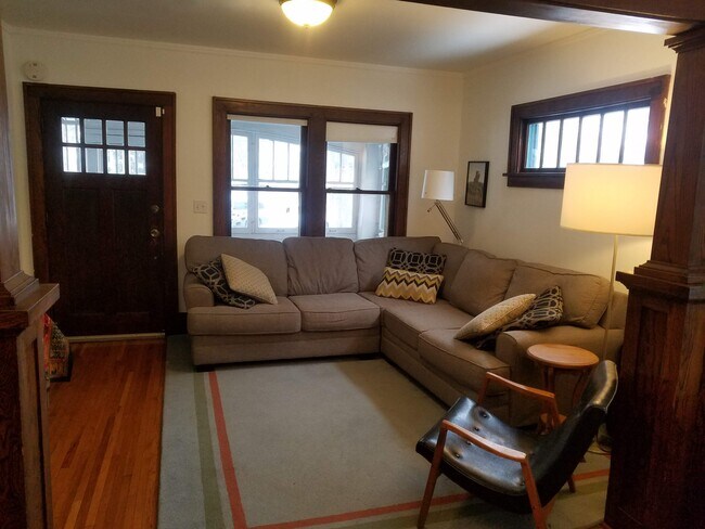 Livingroom - 1350 Van Buren Ave