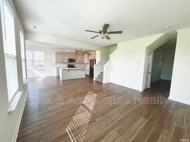 Building Photo - 44 Alder Creek Ct
