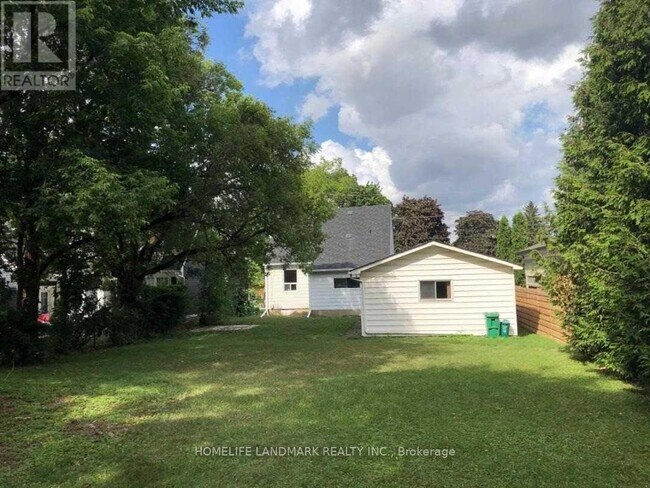 Photo du bâtiment - 30 Joseph St