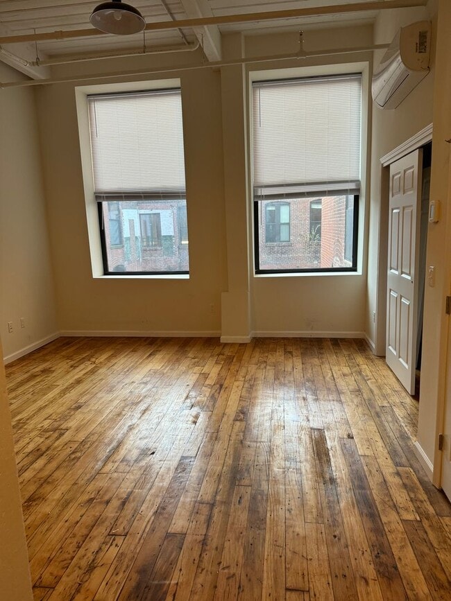 Interior Photo - Bella Vista Ansonia