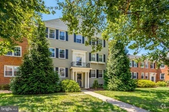 Building Photo - 1107 Belle View Blvd