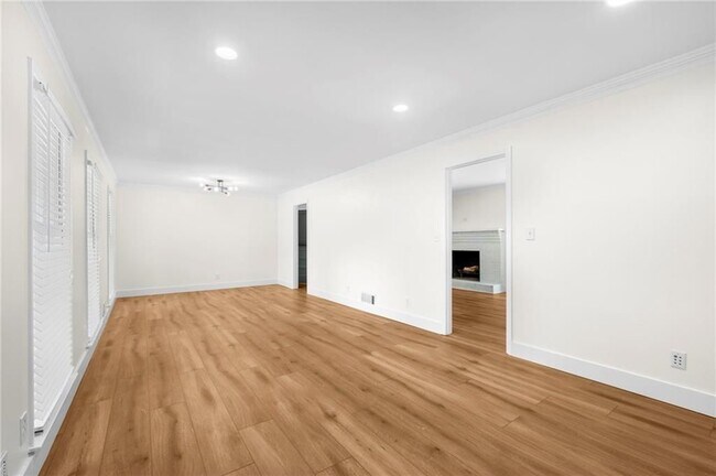 Foto del edificio - 4083 Cedar Knoll Dr