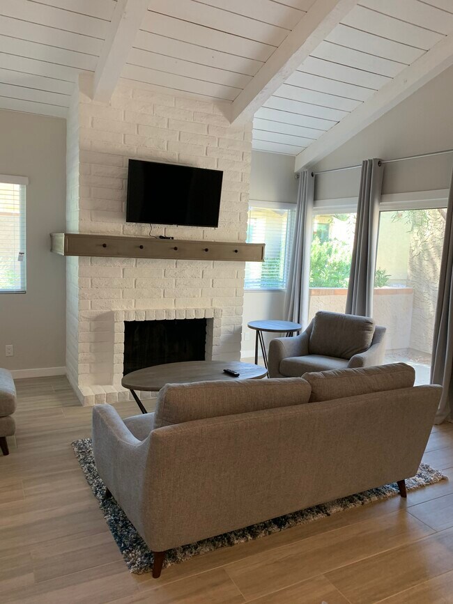 Foto del edificio - 6438 N 77th Way