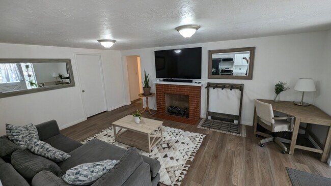 Building Photo - 711 S 1300 E