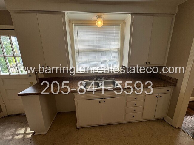 Foto del edificio - 915 6th St W