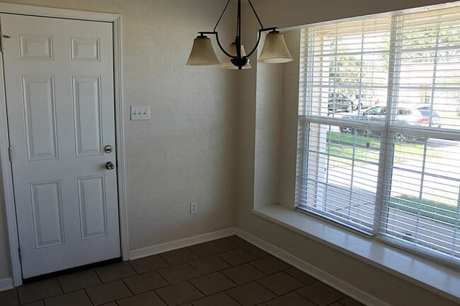 Building Photo - 24211 Running Iron Dr