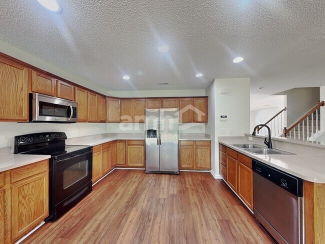 Foto del edificio - 2521 Highland Park Dr