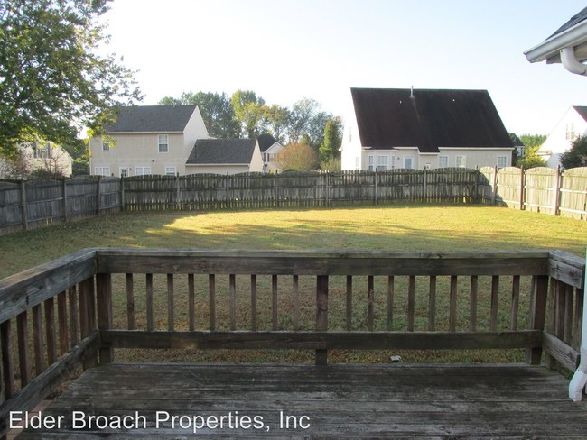 Building Photo - 14414 Planters Knob Ln