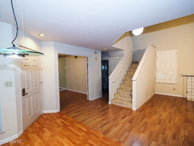 Foto del edificio - 3 br, 3 bath House - 2939 Southwycke Terrace