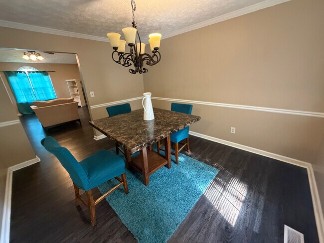Foto del edificio - Room in Single Family Home on Valley Green Rd