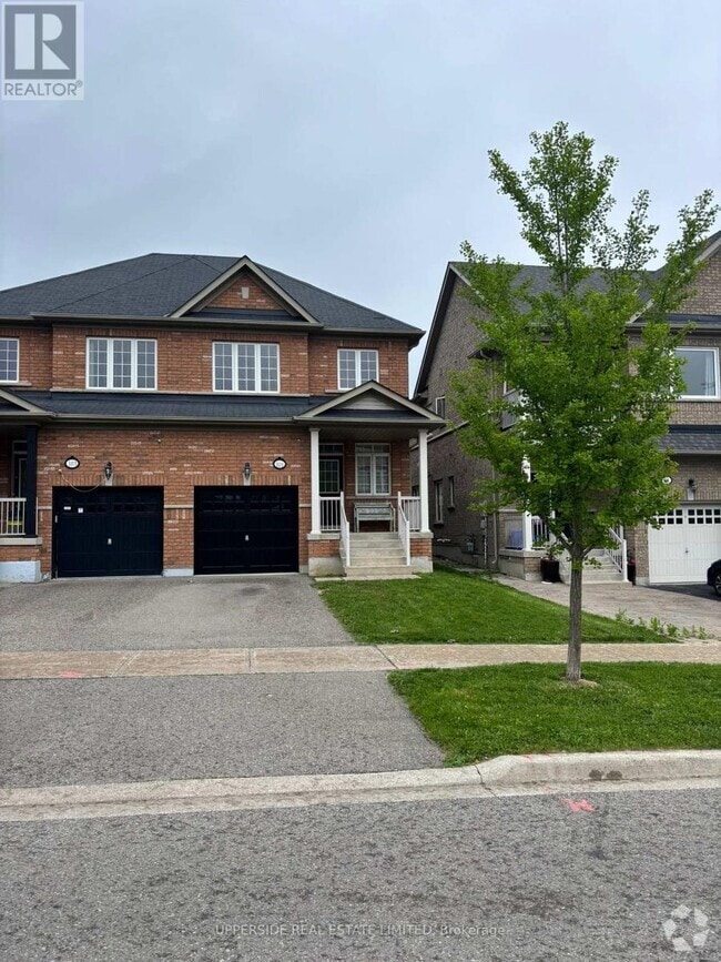Building Photo - 101 Paperbark Ave