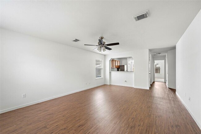 Foto del edificio - 7611 Drifting Willow Ct