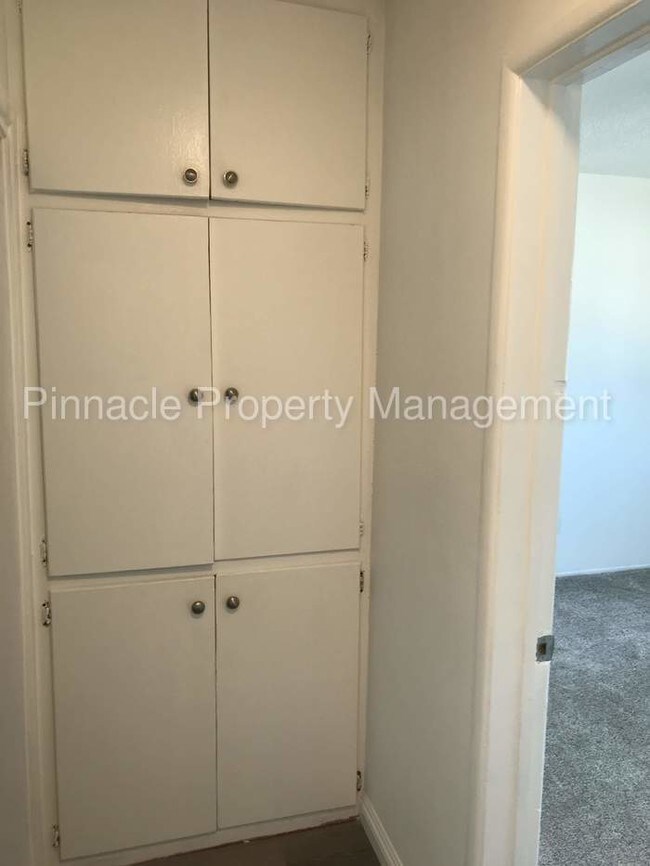 Foto del edificio - 2 Bedroom Apartment in Long Beach For Rent