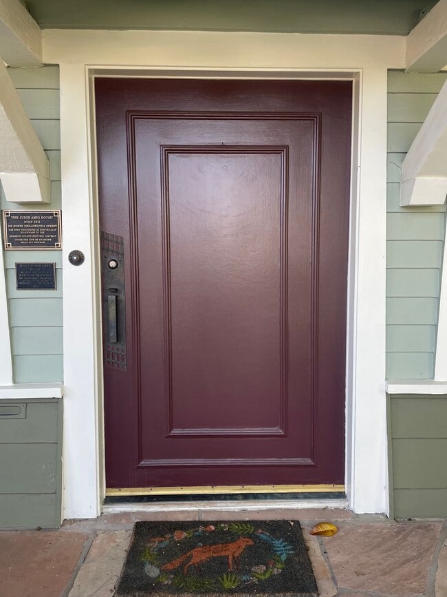 Building Photo - BEAUTIFUL, HISTORIC HOME IN THE HEART OF D...