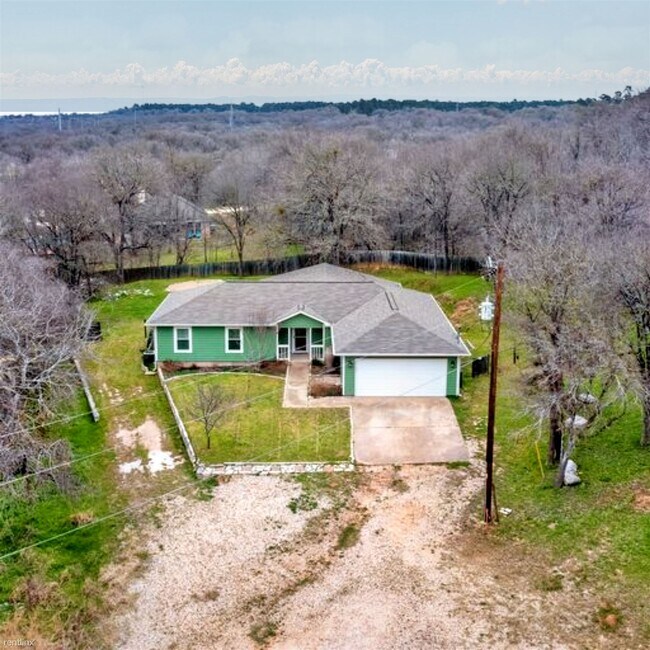 Building Photo - 4 br, 2 bath House - 108 Halawa Ct