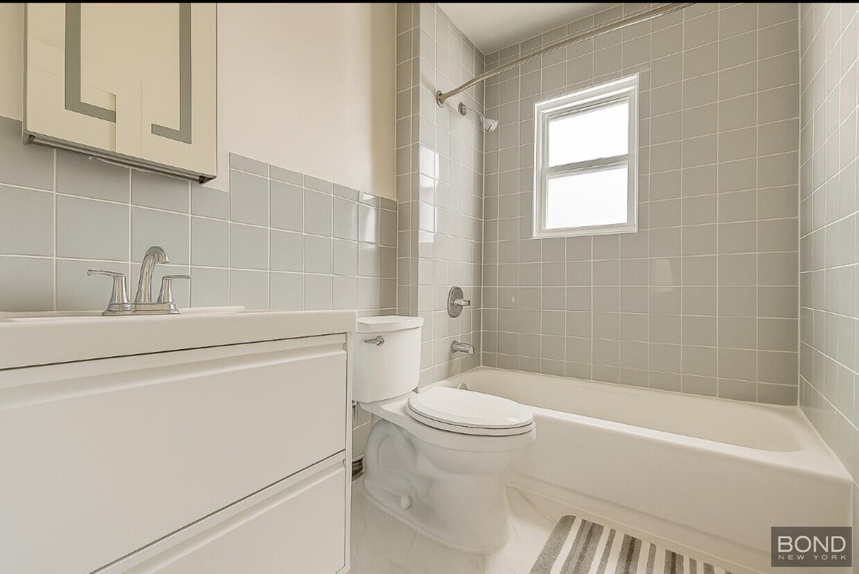 Building Photo - 207th Street