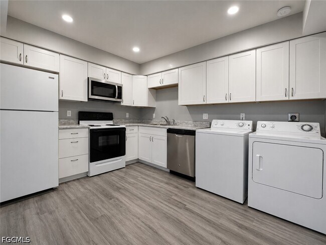 Foto del edificio - 3509 SE 15th Pl
