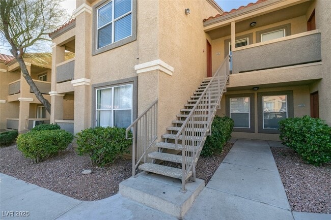 Foto del edificio - 2300 E Silverado Ranch Blvd