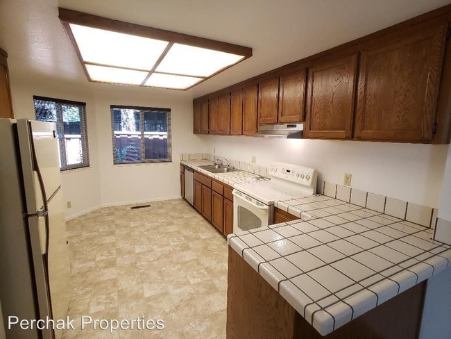 Building Photo - 2 br, 2.5 bath House - 5323 San Simeon Place