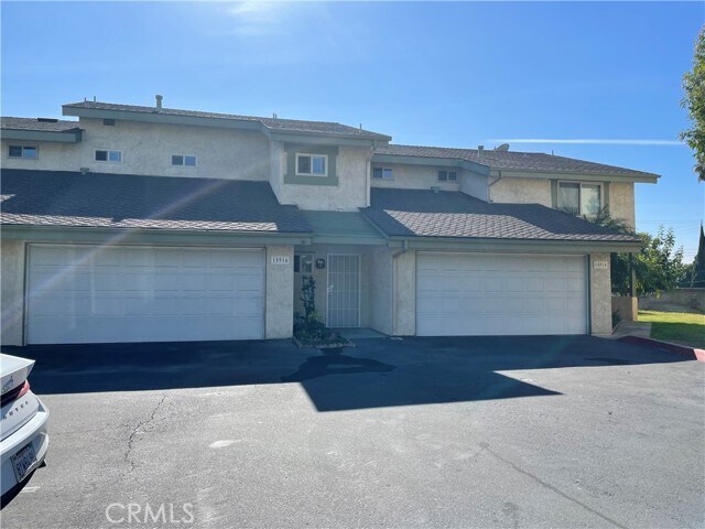 Primary Photo - 15916 Alicante Rd