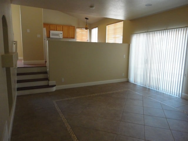 Building Photo - 9563 Lavarun Ct