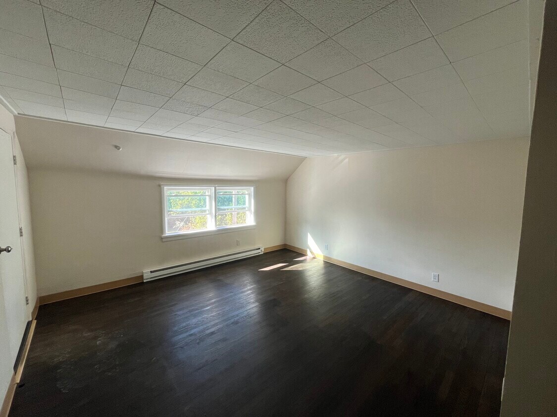 Foto principal - 381 Liberty St