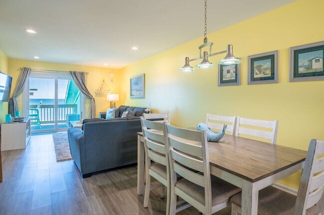 Foto del edificio - 418 Carolina Beach Ave N