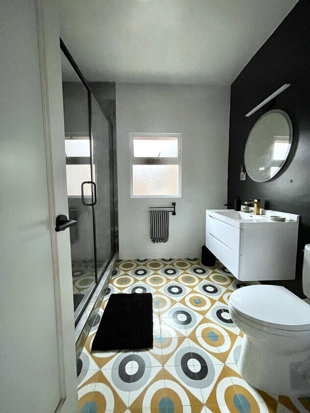 Foto principal - 2705 N Kansas St