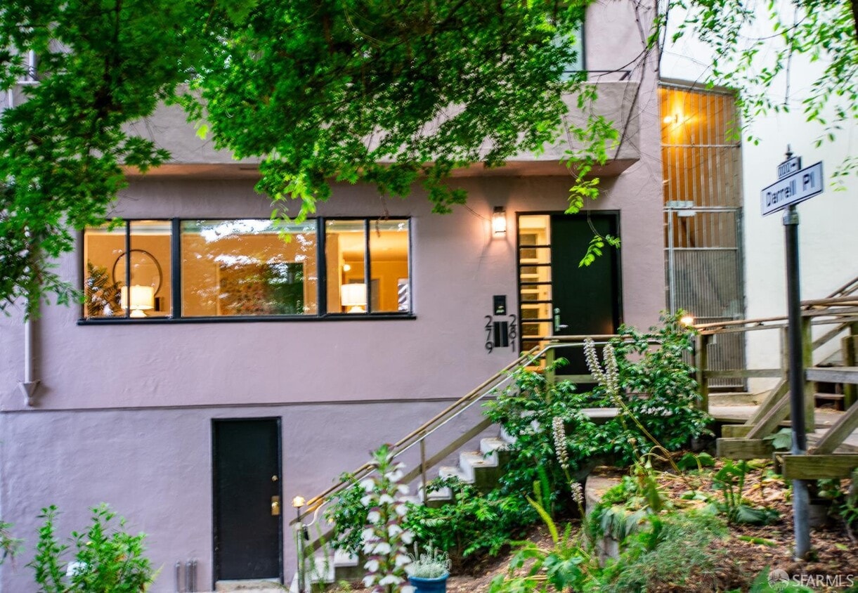 Primary Photo - 279 Filbert St