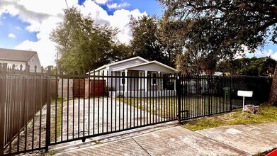 Building Photo - 2260 NW 91st St